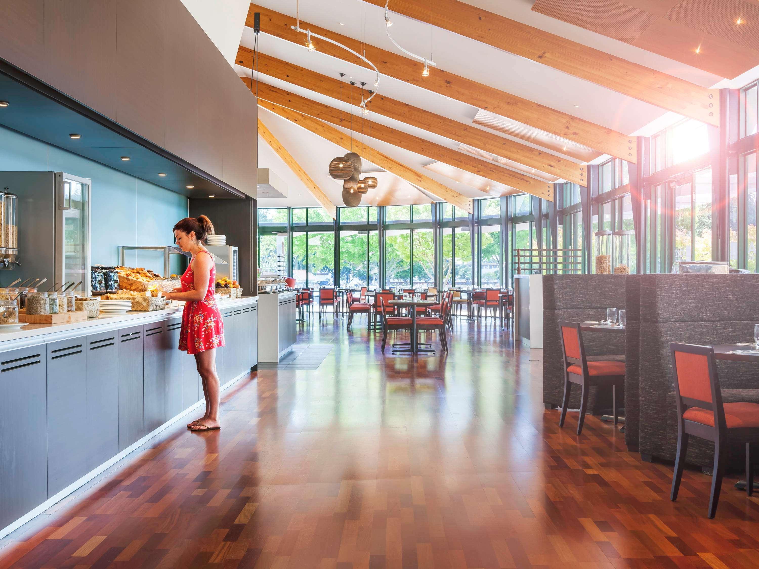 Hotel Novotel Lakeside
