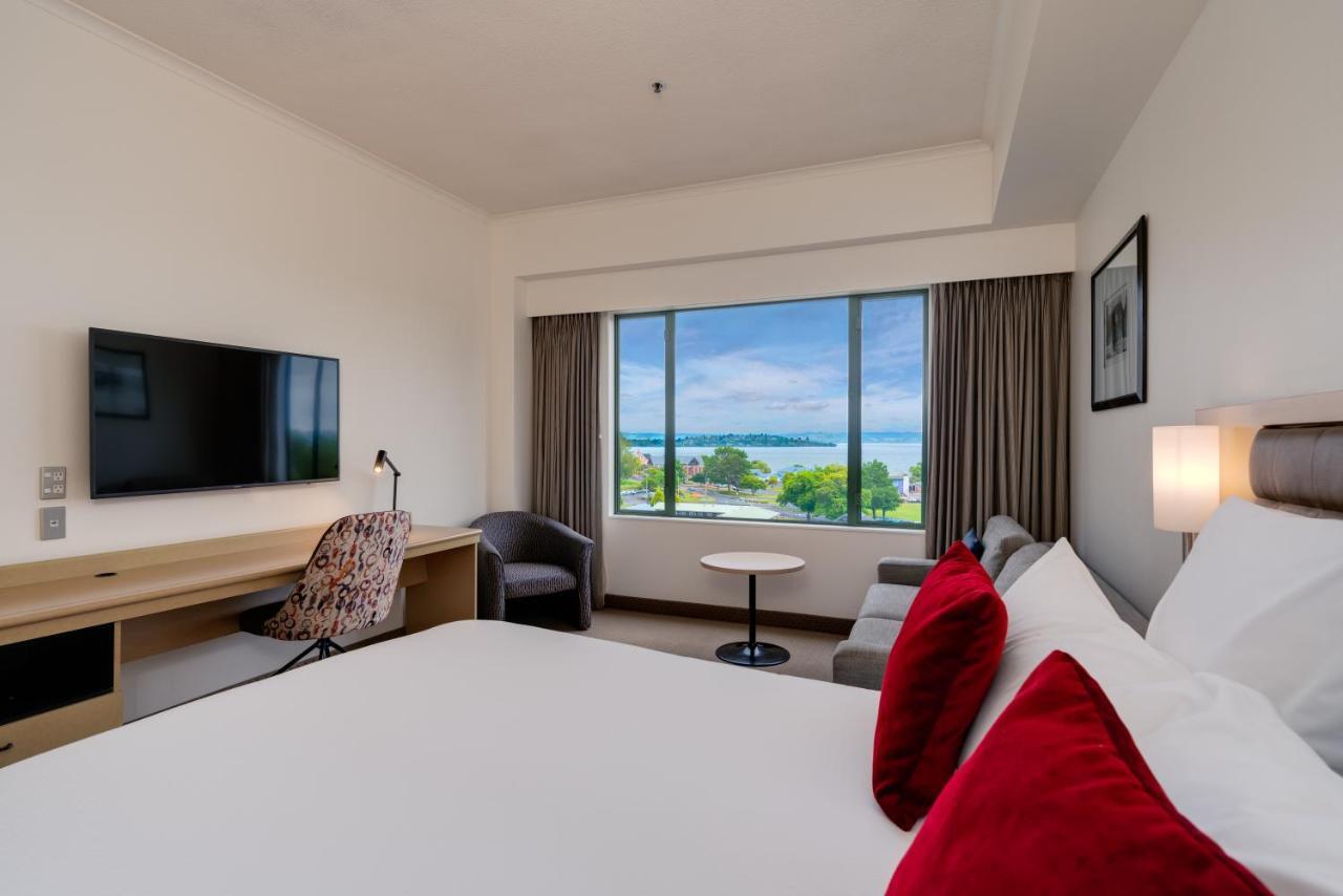 Novotel Lakeside Hotel Rotorua